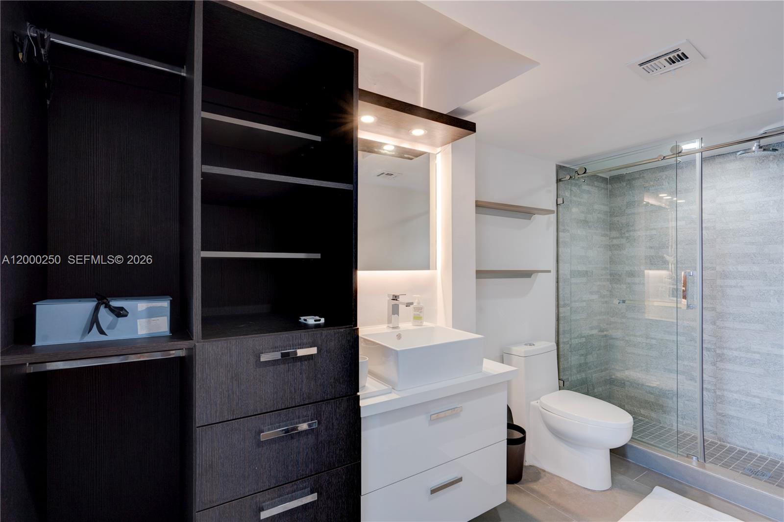 90 Alton Rd #2010 Miami Beach, FL 33139