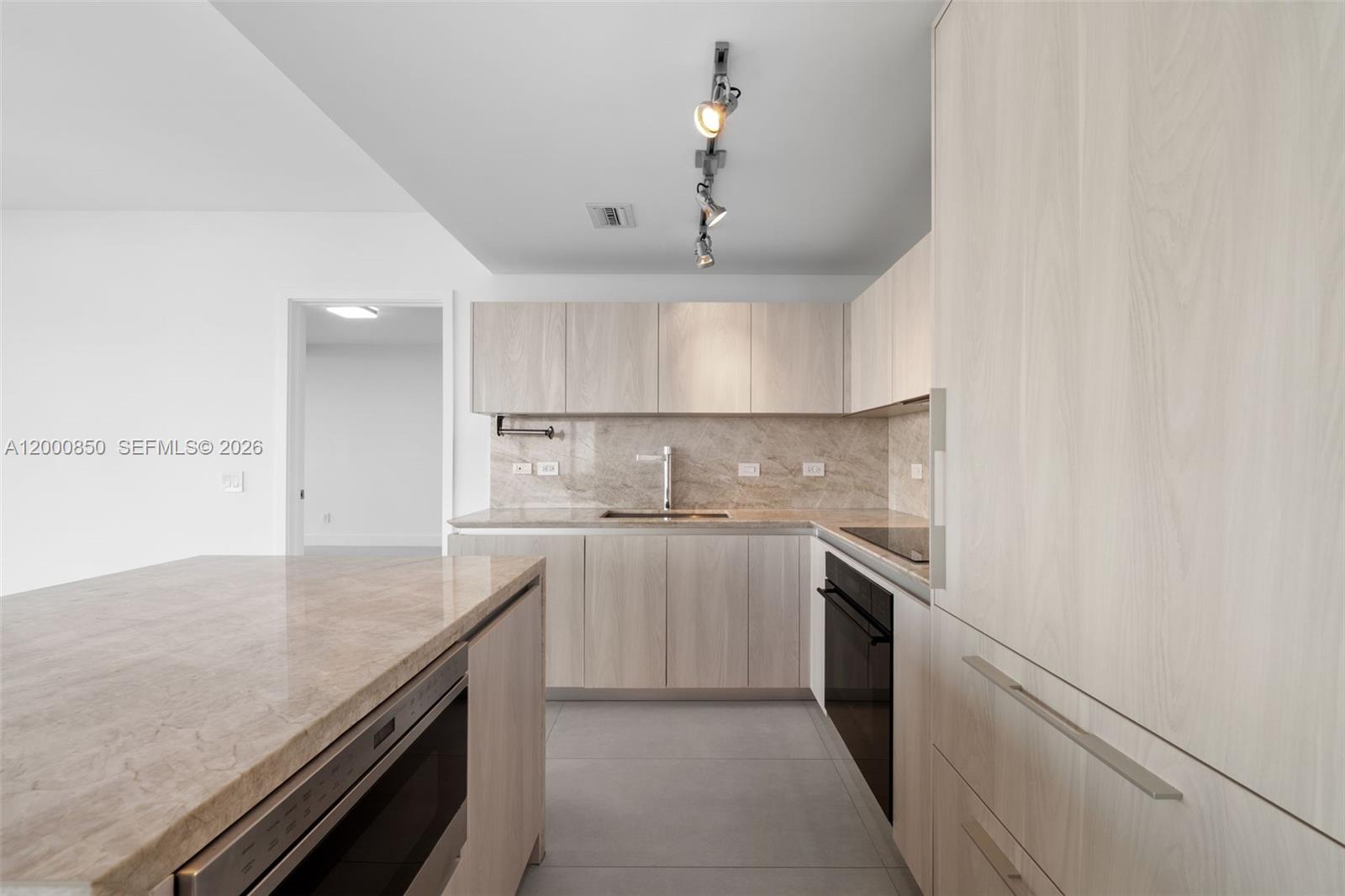 3131 NE 7th Ave #3306 Miami, FL 33137