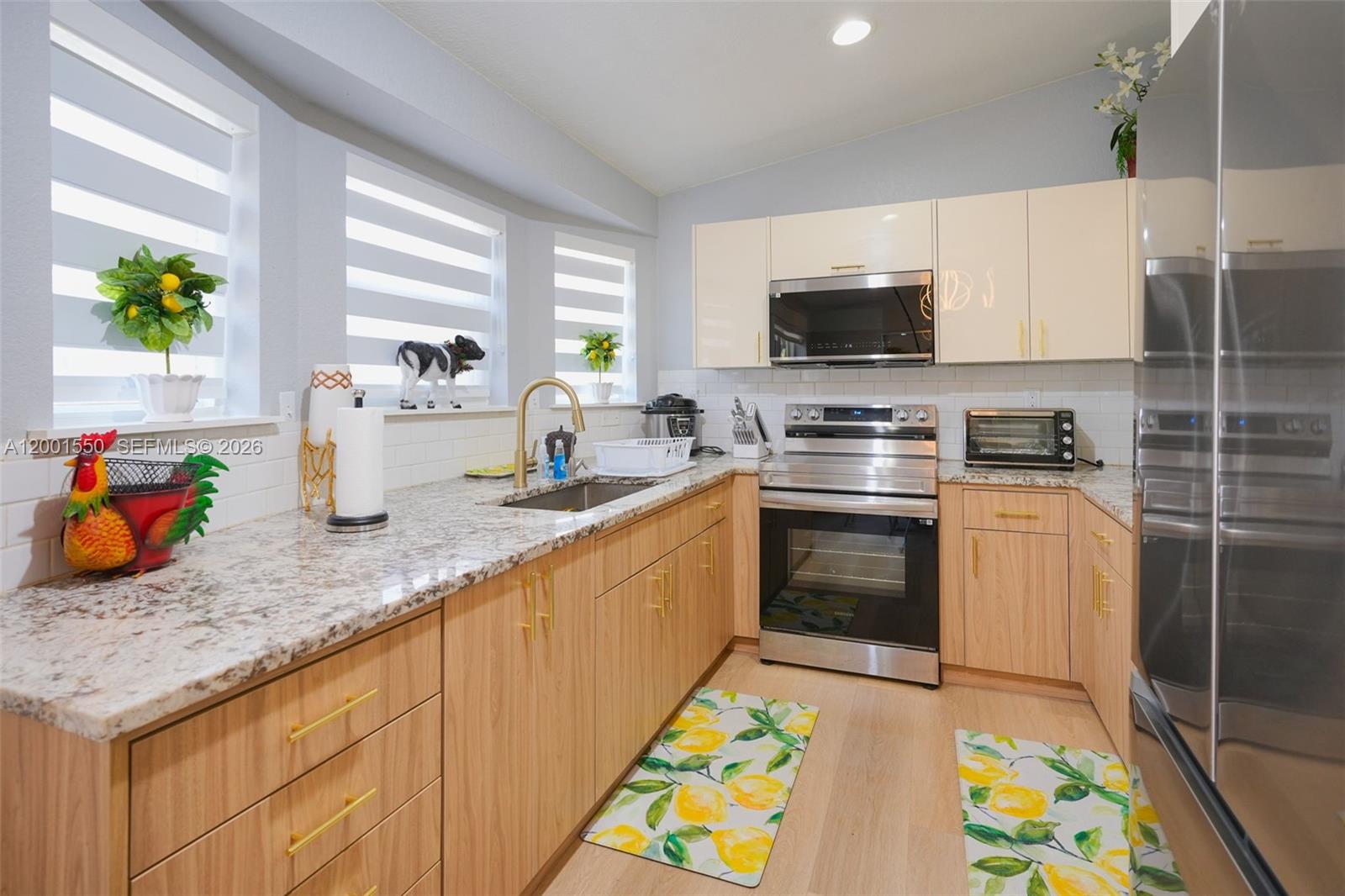25401 SW 86th St Indian Town, FL 34956