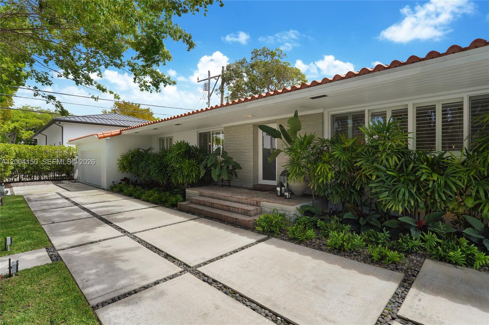 2225 SW 19th Ave Miami, FL 33145