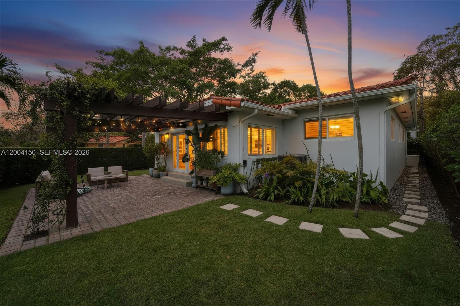 2225 SW 19th Ave Miami, FL 33145