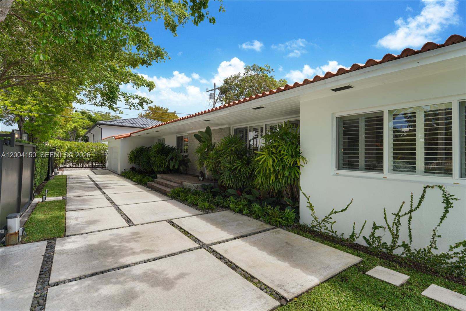 2225 SW 19th Ave Miami, FL 33145