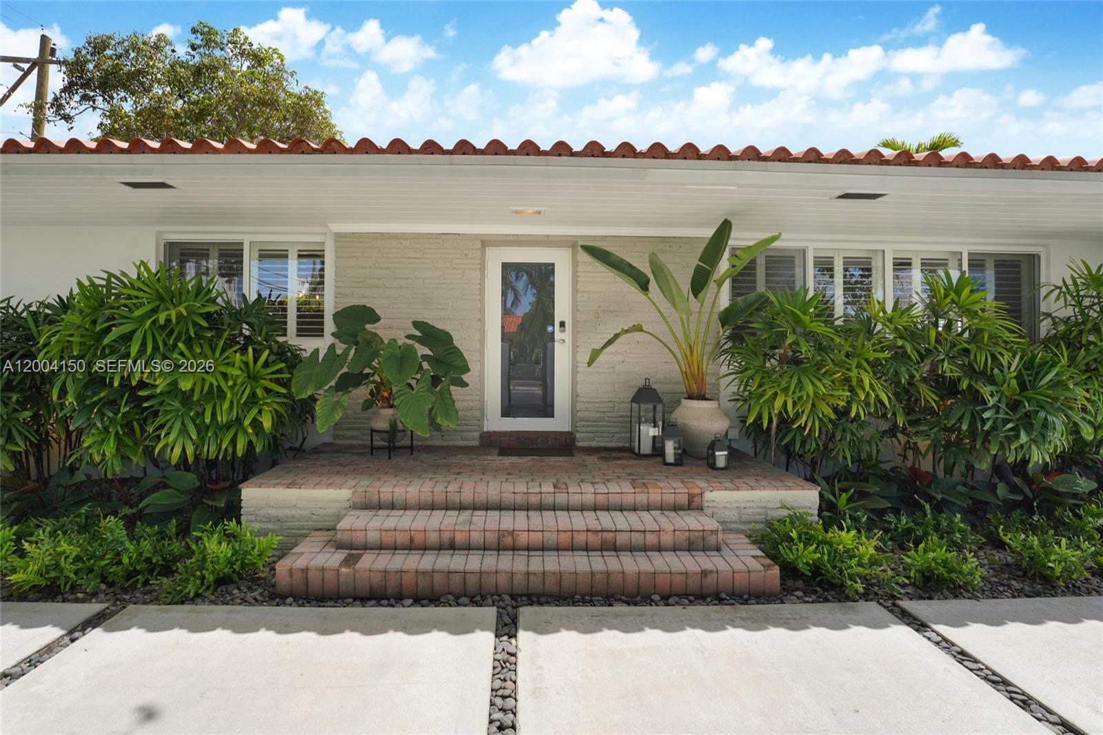 2225 SW 19th Ave Miami, FL 33145