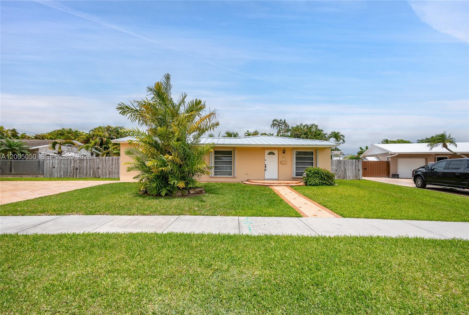 9411 SW 185th Ter