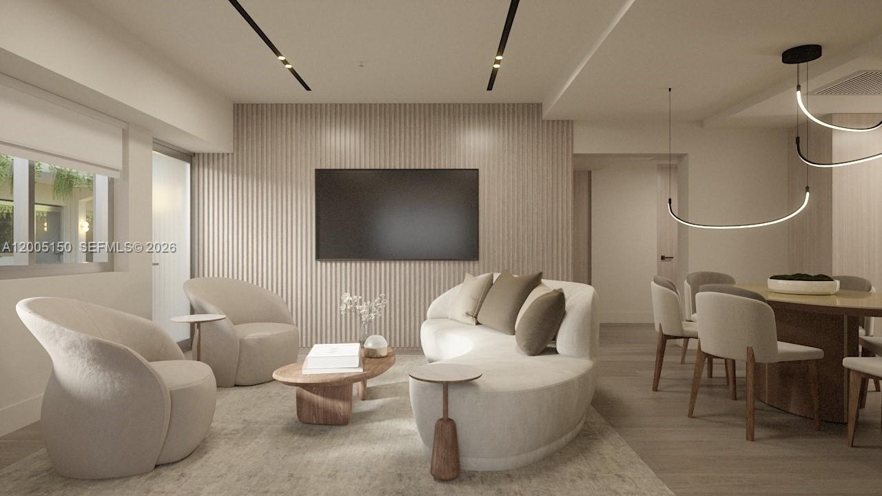 250 Collins Ave #107/108