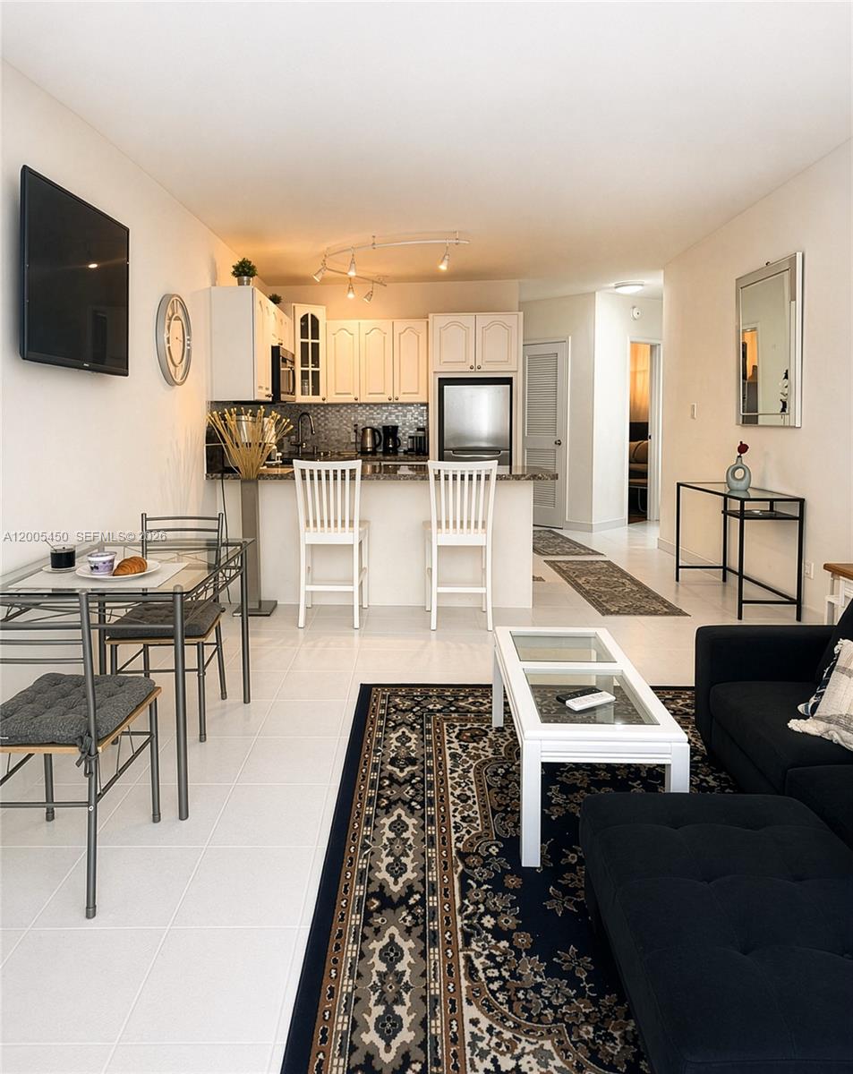 1936 S Ocean Dr #4D Hallandale Beach, FL 33009