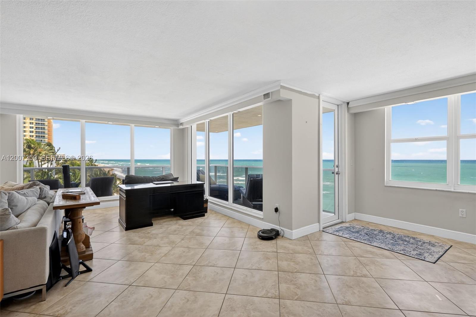 2751 S Ocean Dr #504S Hollywood, FL 33019
