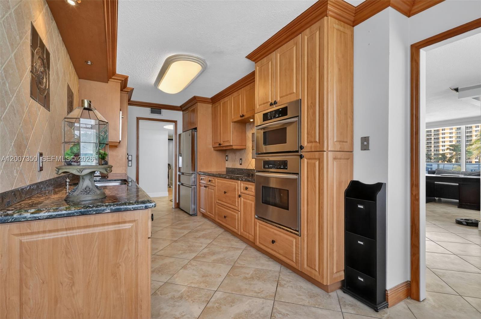 2751 S Ocean Dr #504S Hollywood, FL 33019