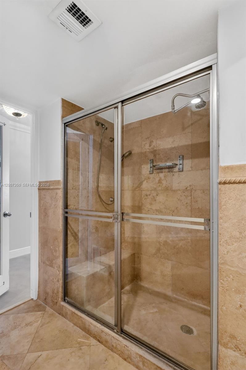 2751 S Ocean Dr #504S Hollywood, FL 33019