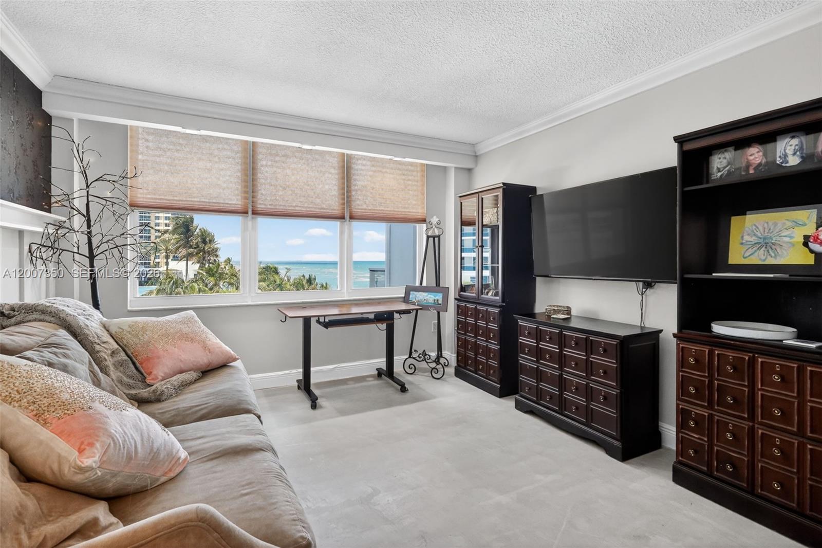 2751 S Ocean Dr #504S Hollywood, FL 33019