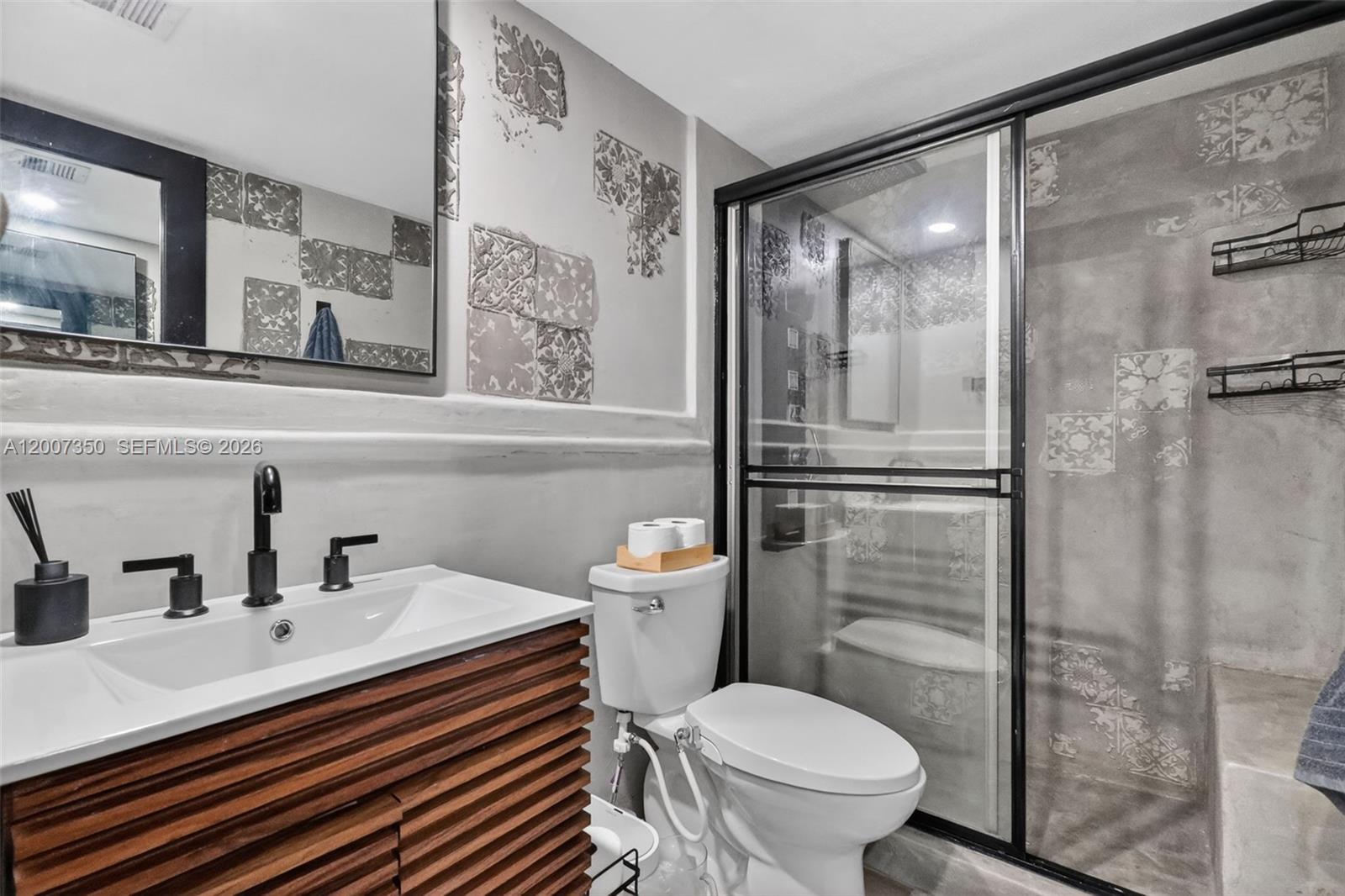 2751 S Ocean Dr #504S Hollywood, FL 33019