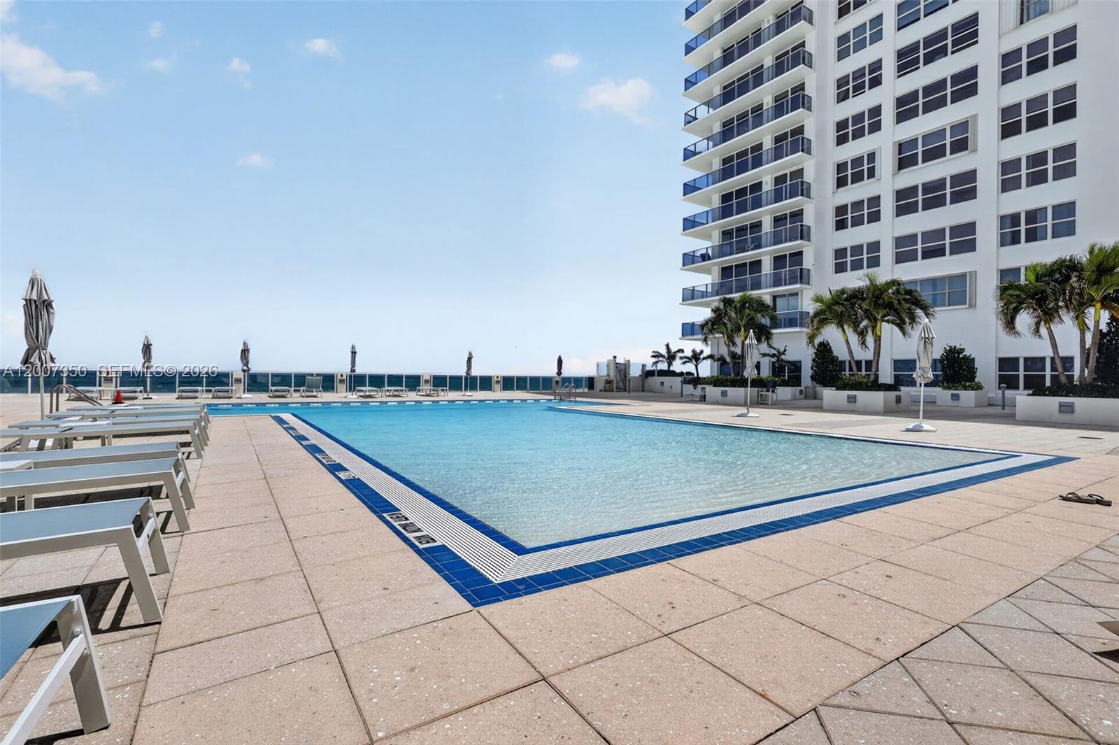 2751 S Ocean Dr #504S Hollywood, FL 33019