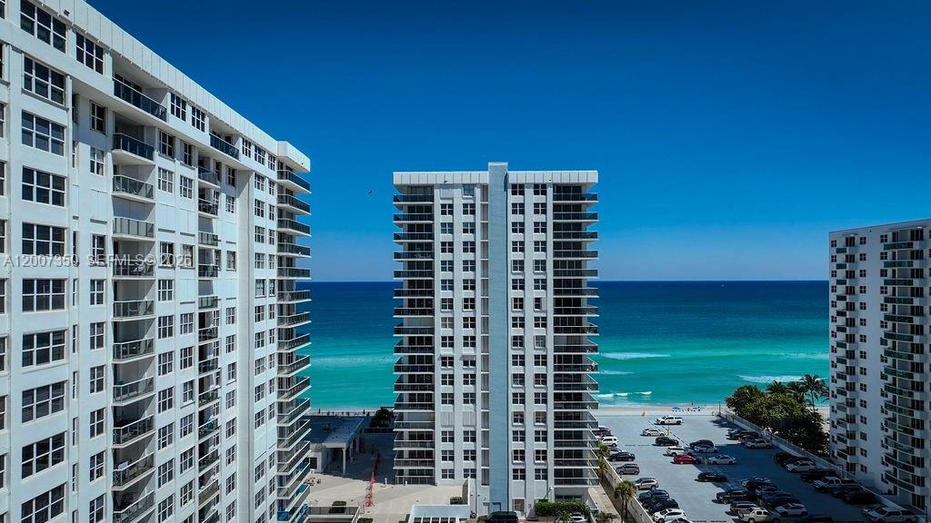 2751 S Ocean Dr #504S Hollywood, FL 33019