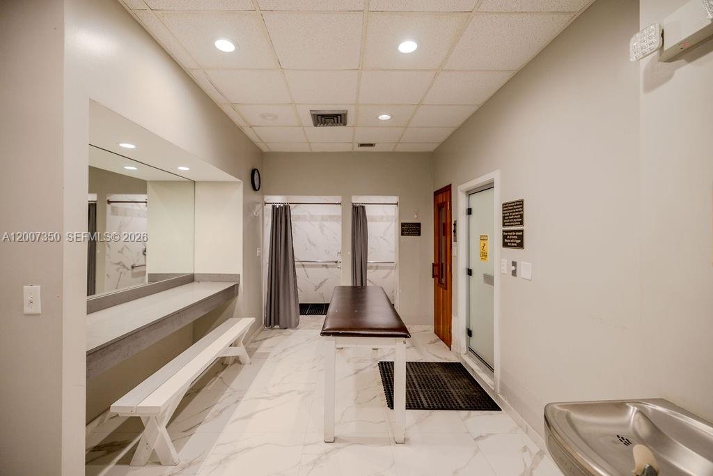 2751 S Ocean Dr #504S Hollywood, FL 33019