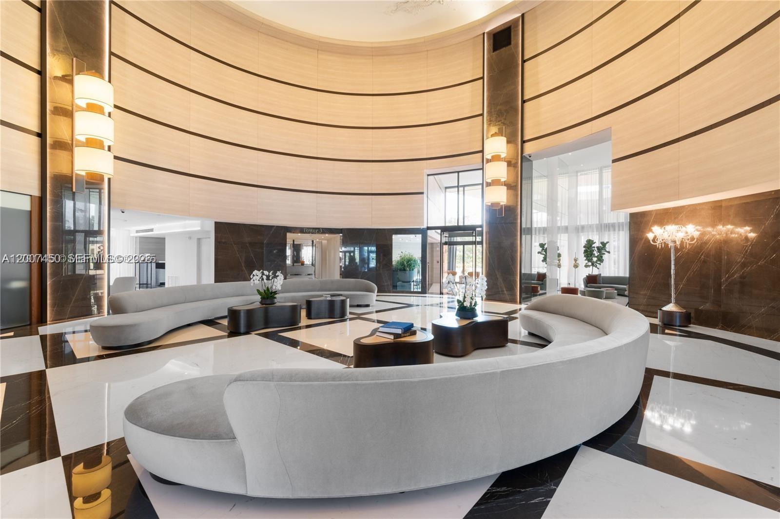 300 S Pointe Dr #3204 Miami Beach, FL 33139