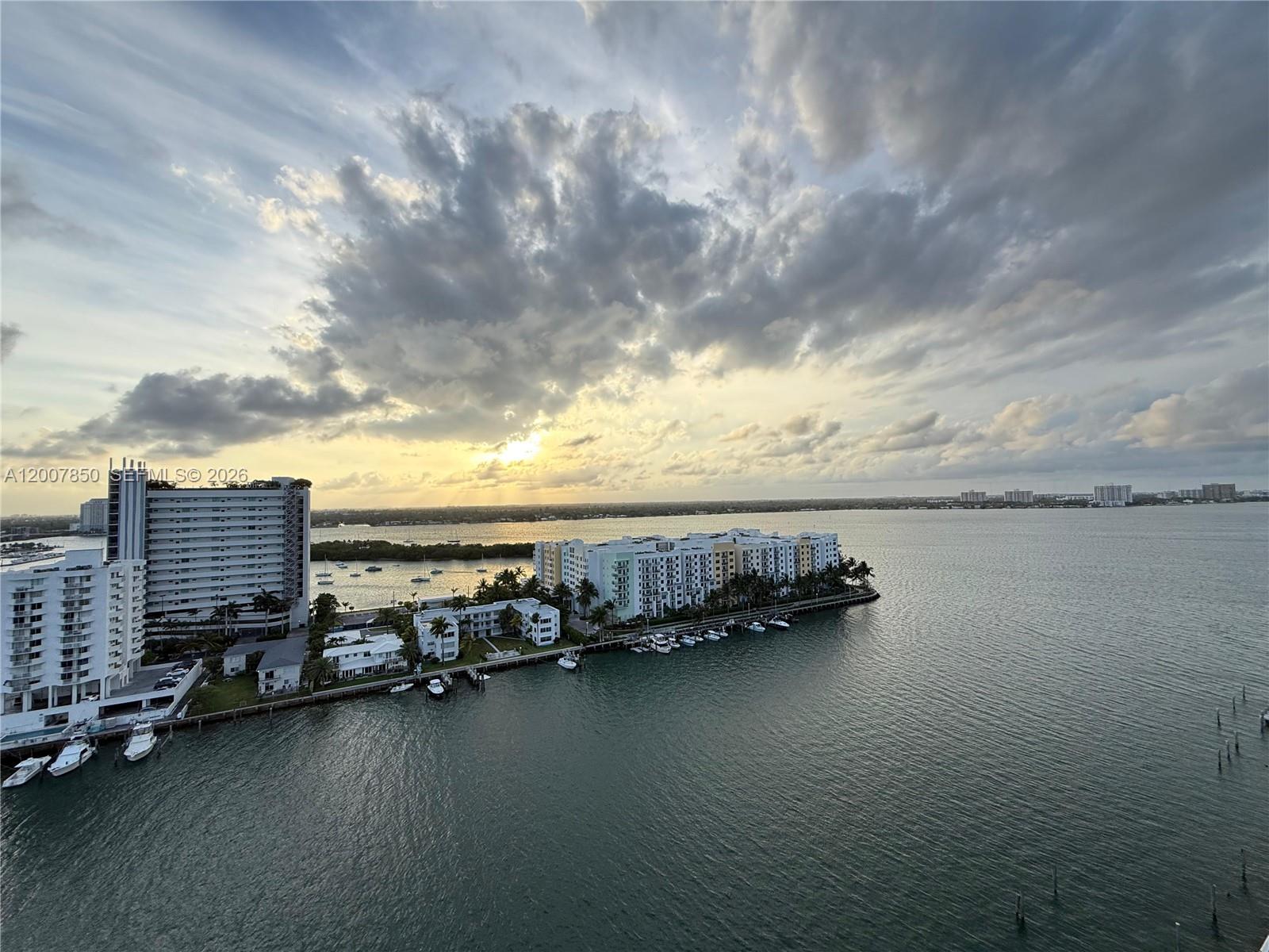 image Eloquence on the Bay9