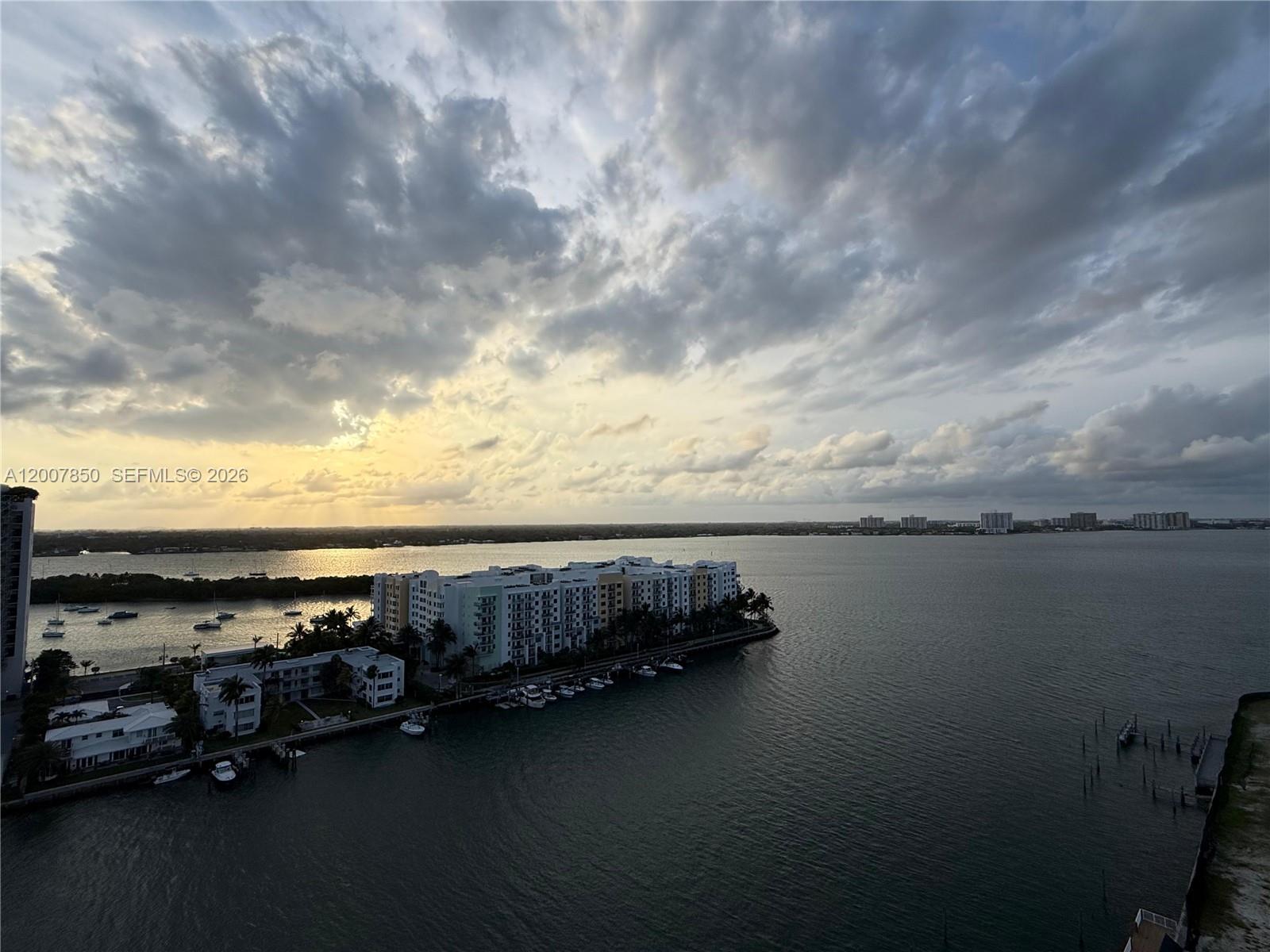 image Eloquence on the Bay25