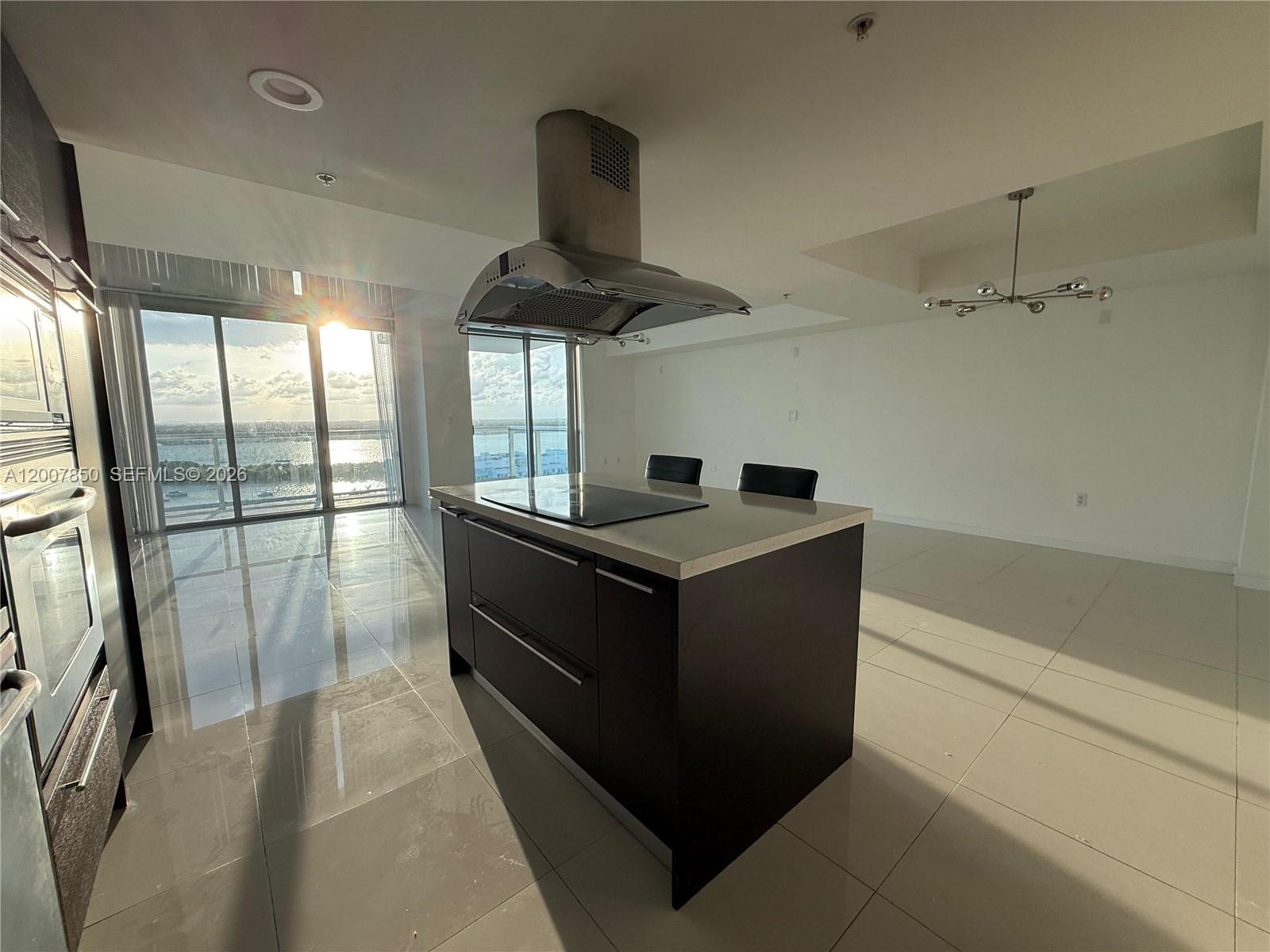 image Eloquence on the Bay26
