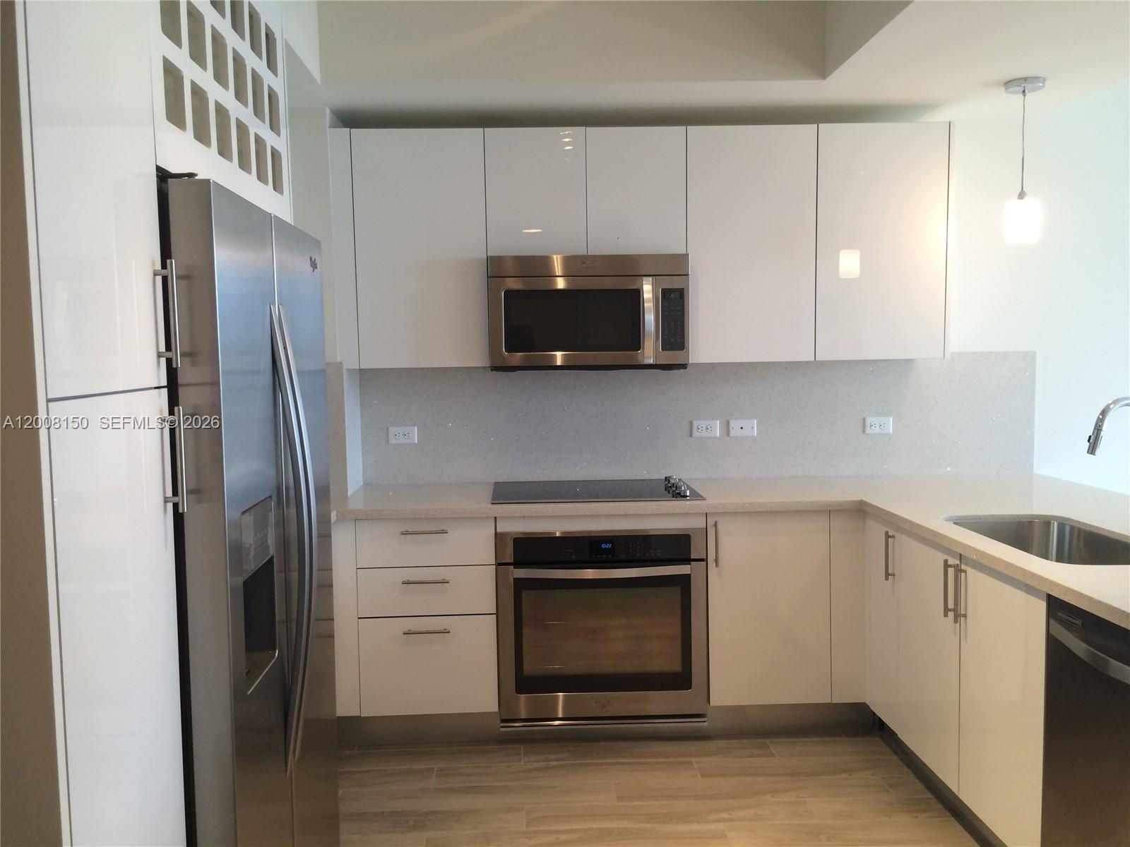 image Nine at Mary Brickell Village1