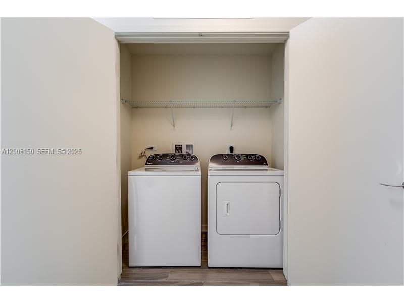 image Nine at Mary Brickell Village8