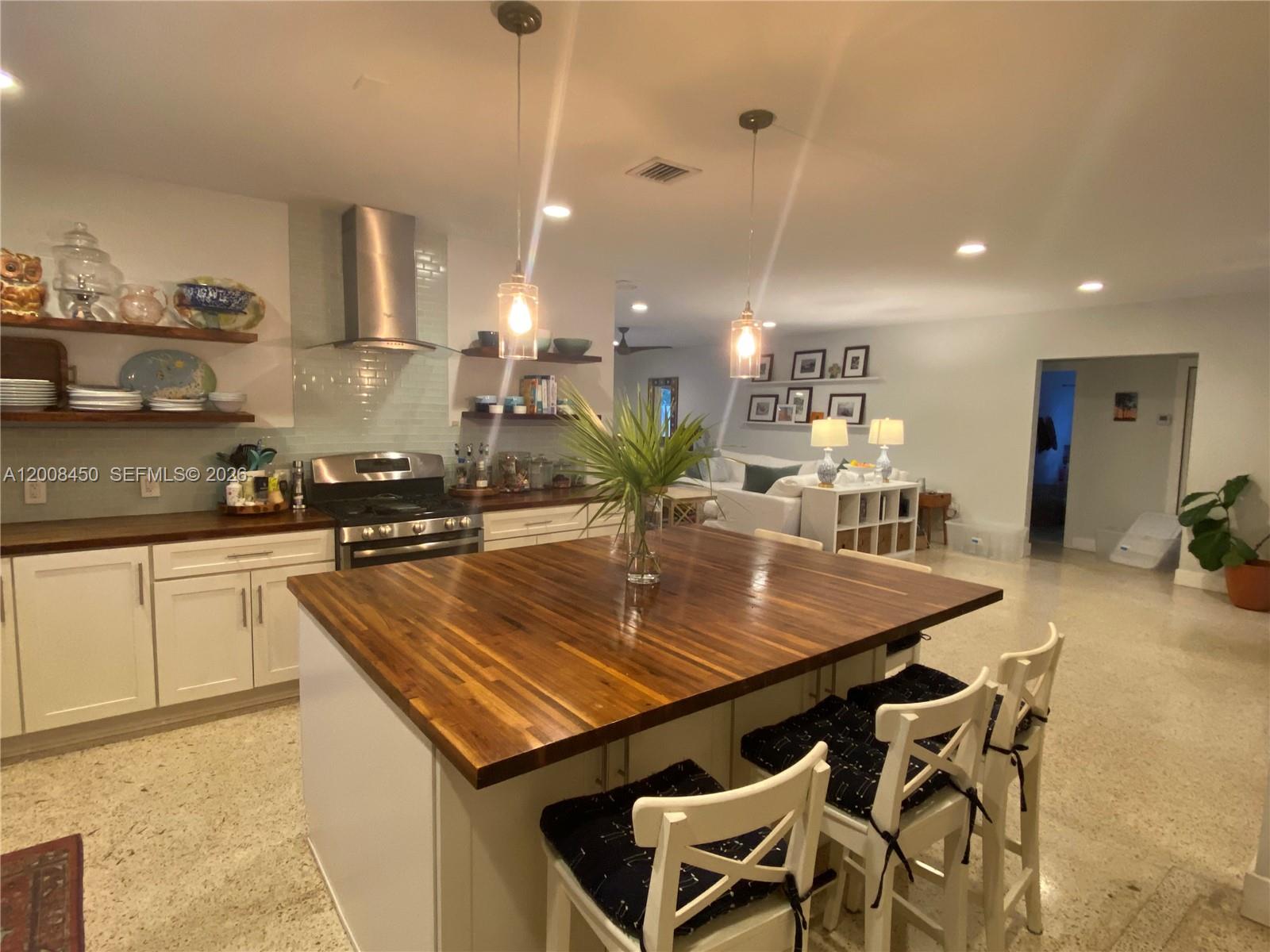 3485 N Meridian Ave Miami Beach, FL 33140