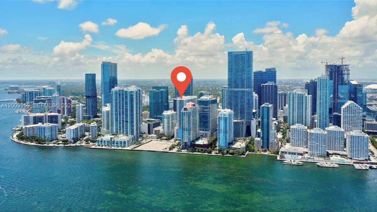 1200 Brickell Bay Dr #1404 Miami, FL 33131