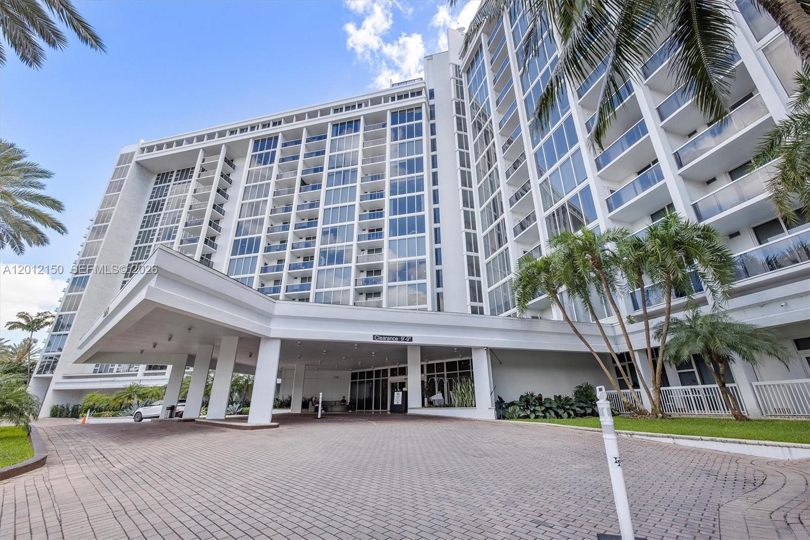 10275 Collins Ave #1530 Bal Harbour, FL 33154