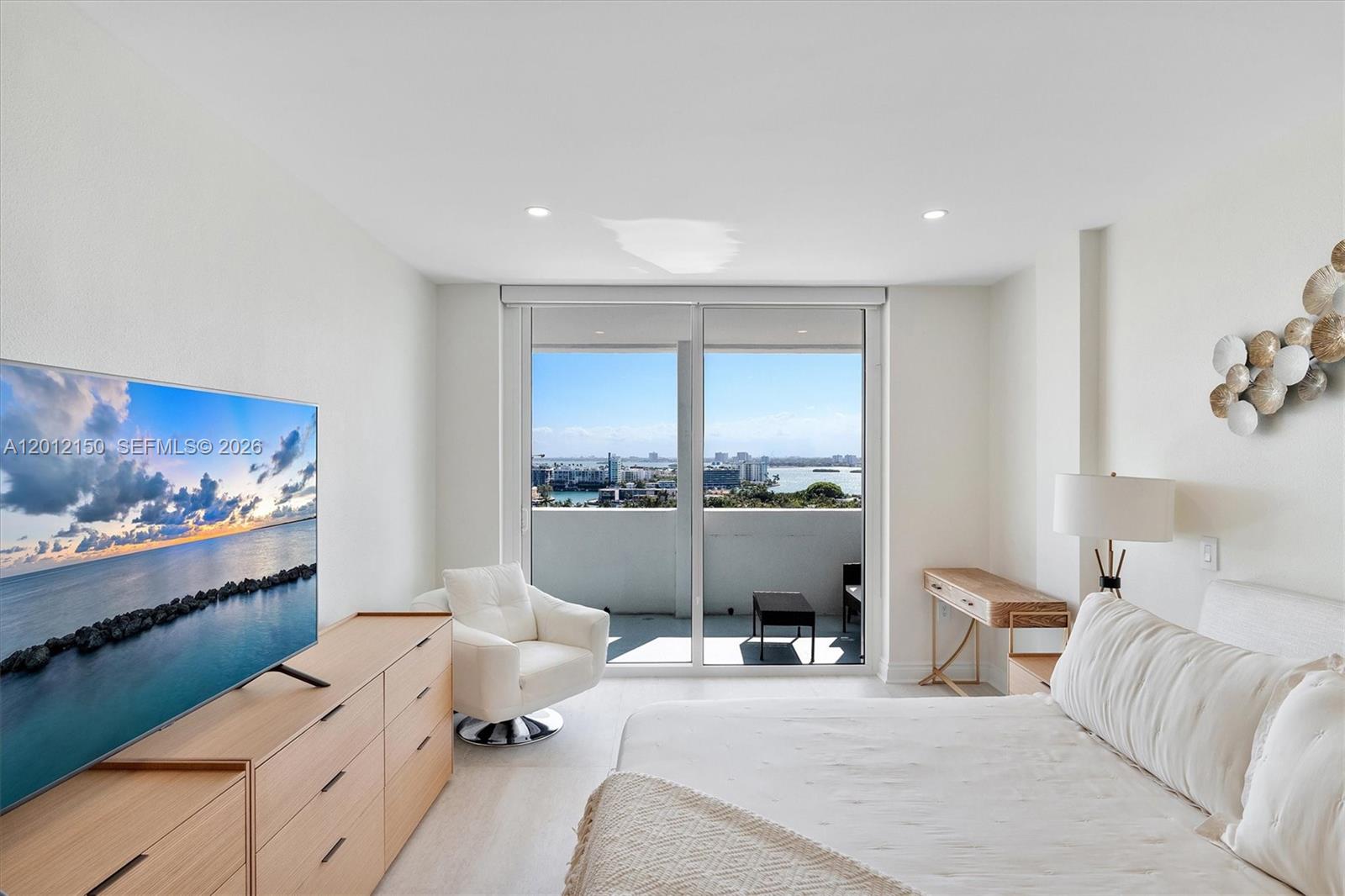 10275 Collins Ave #1530 Bal Harbour, FL 33154
