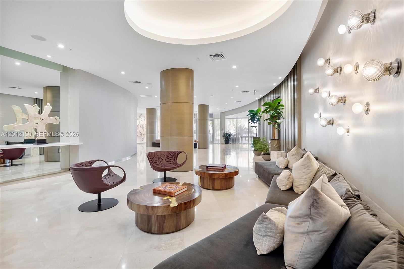 10275 Collins Ave #1530 Bal Harbour, FL 33154