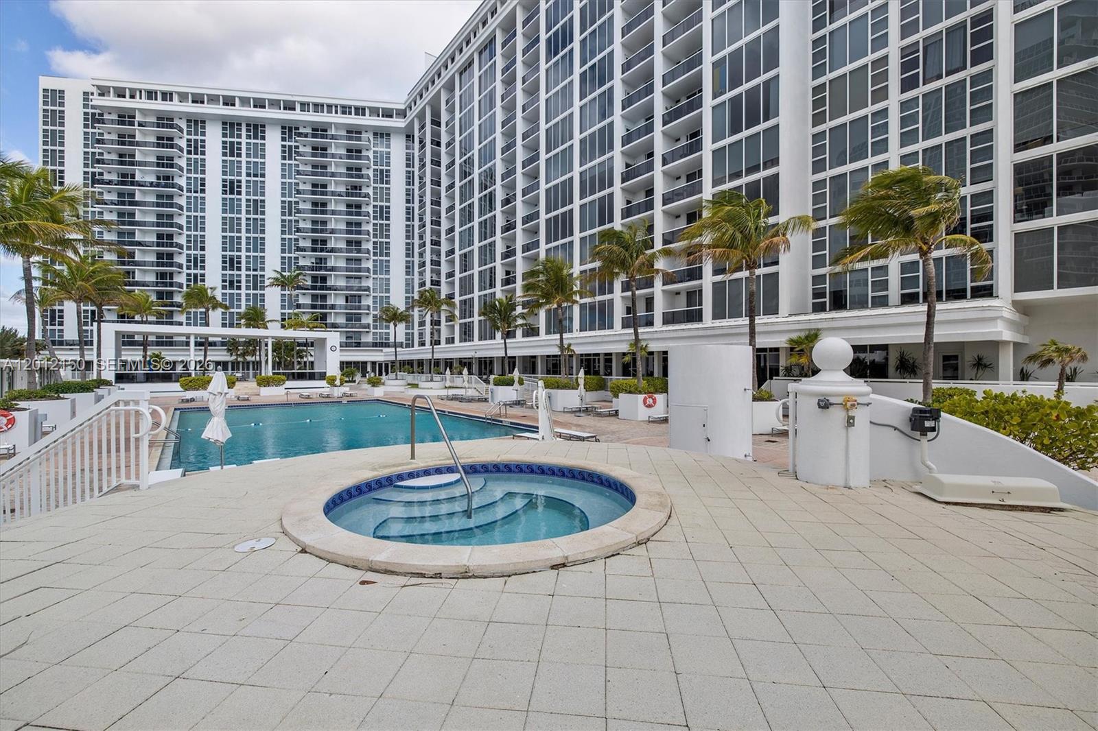 10275 Collins Ave #1530 Bal Harbour, FL 33154