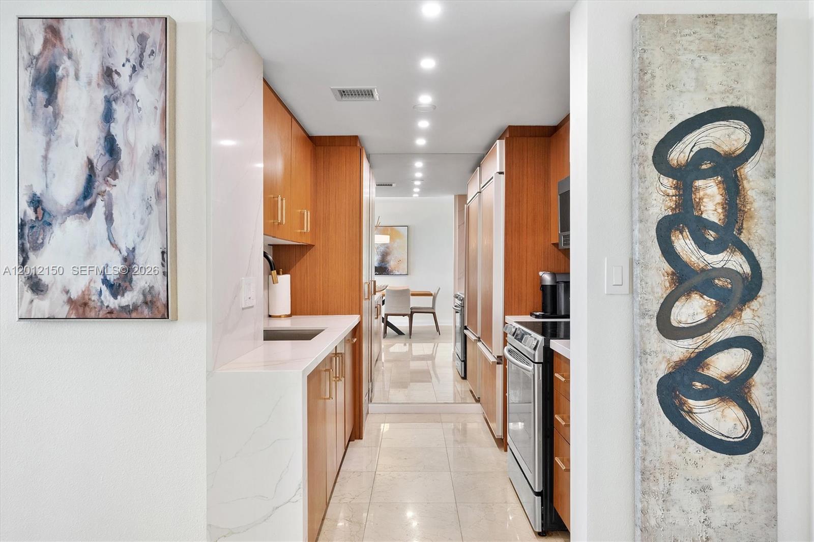 10275 Collins Ave #1530 Bal Harbour, FL 33154