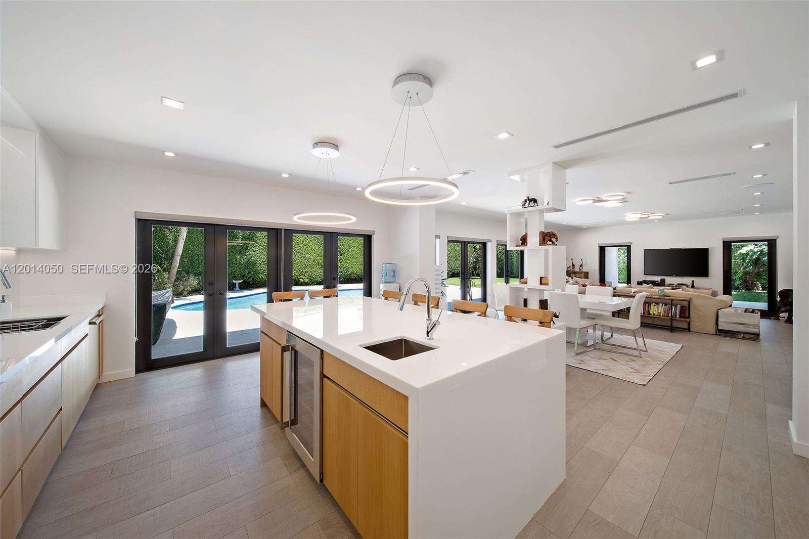 1117 Alfonso Ave #. Coral Gables, FL 33146