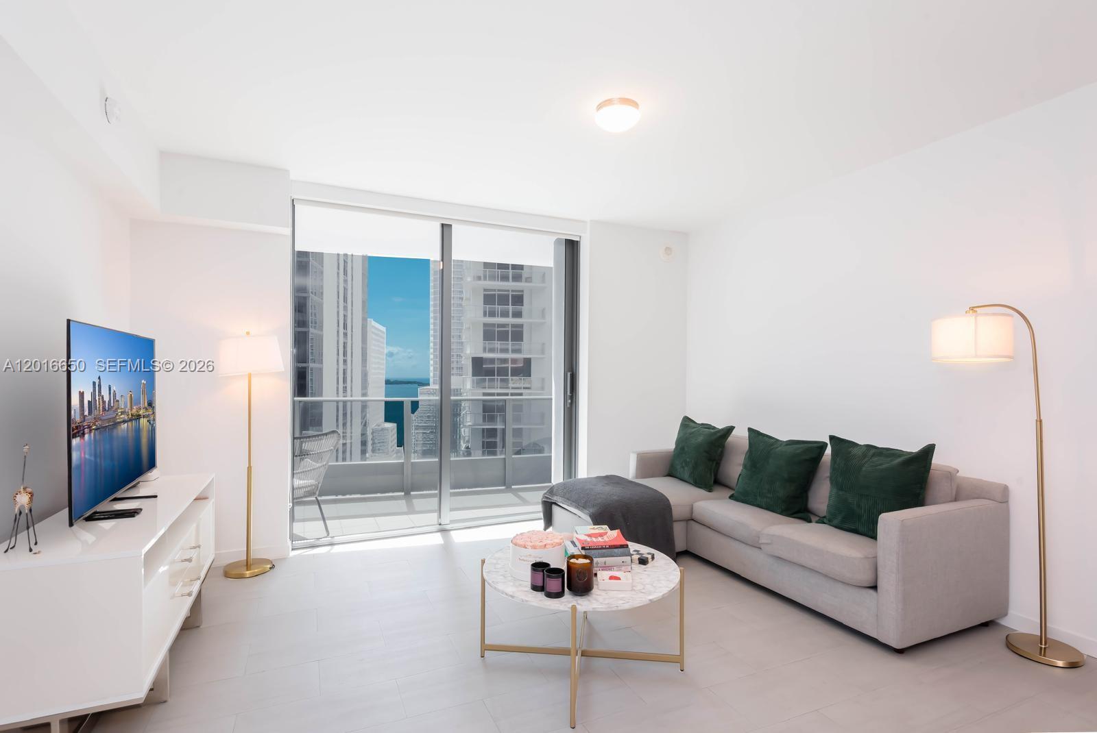 image Brickell Flatiron11