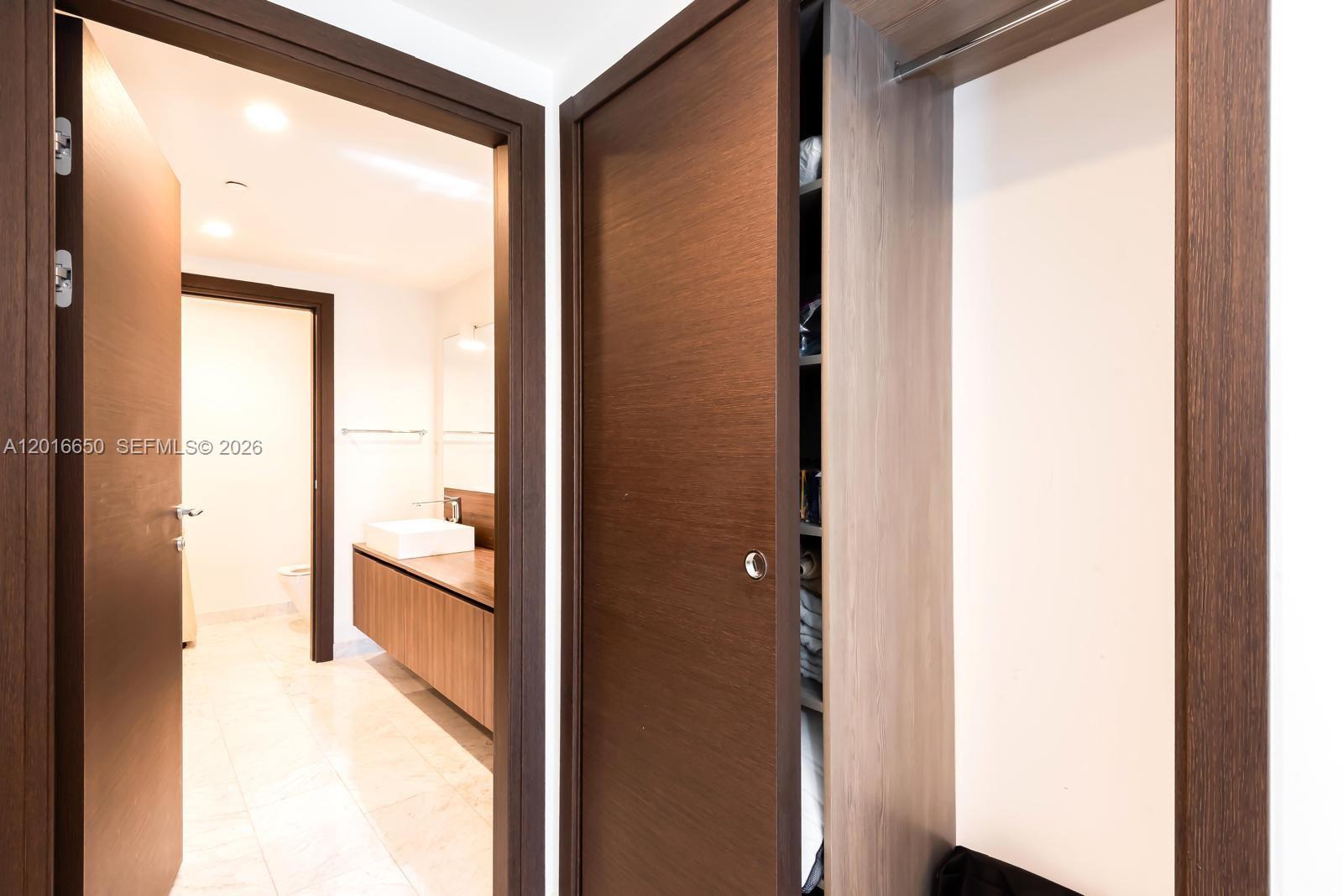 image Brickell Flatiron20