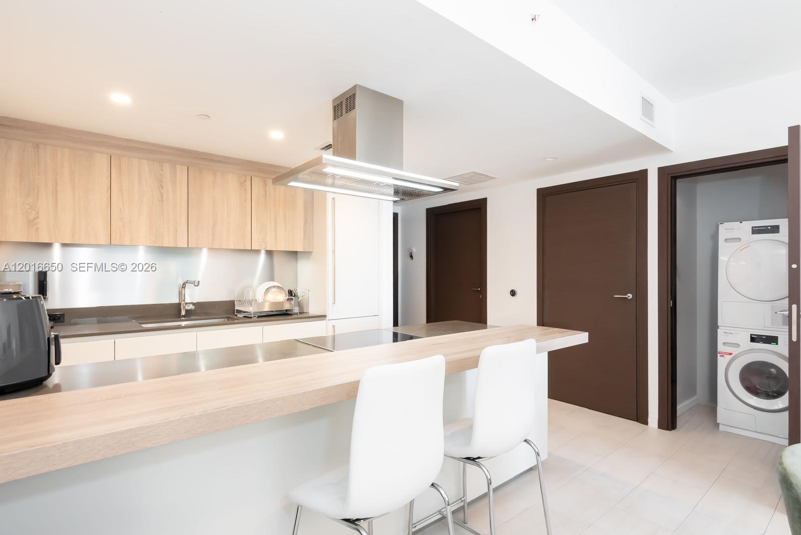 image Brickell Flatiron5
