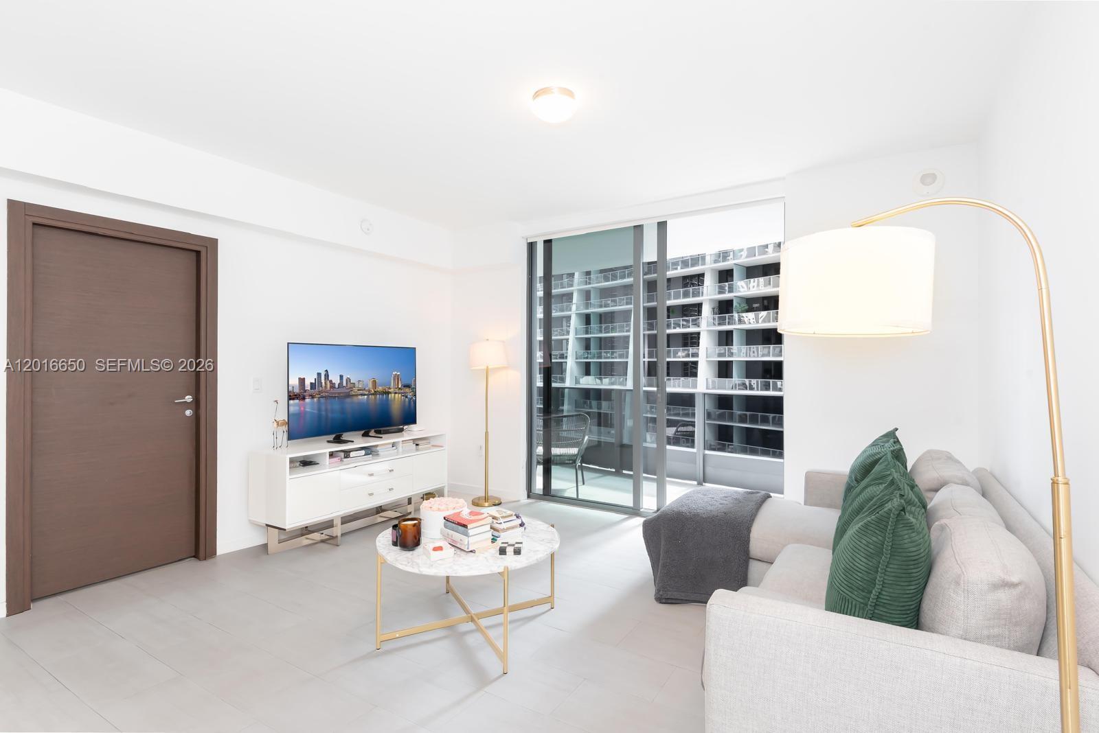 image Brickell Flatiron8