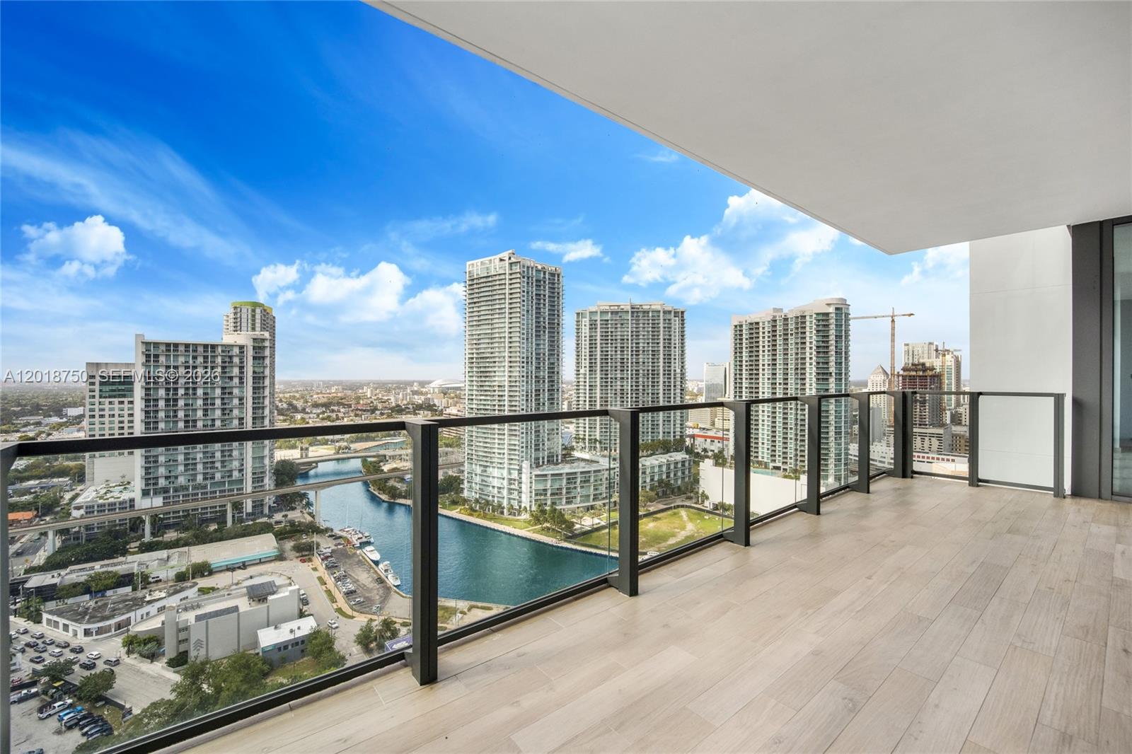 image Reach Brickell City Centre1