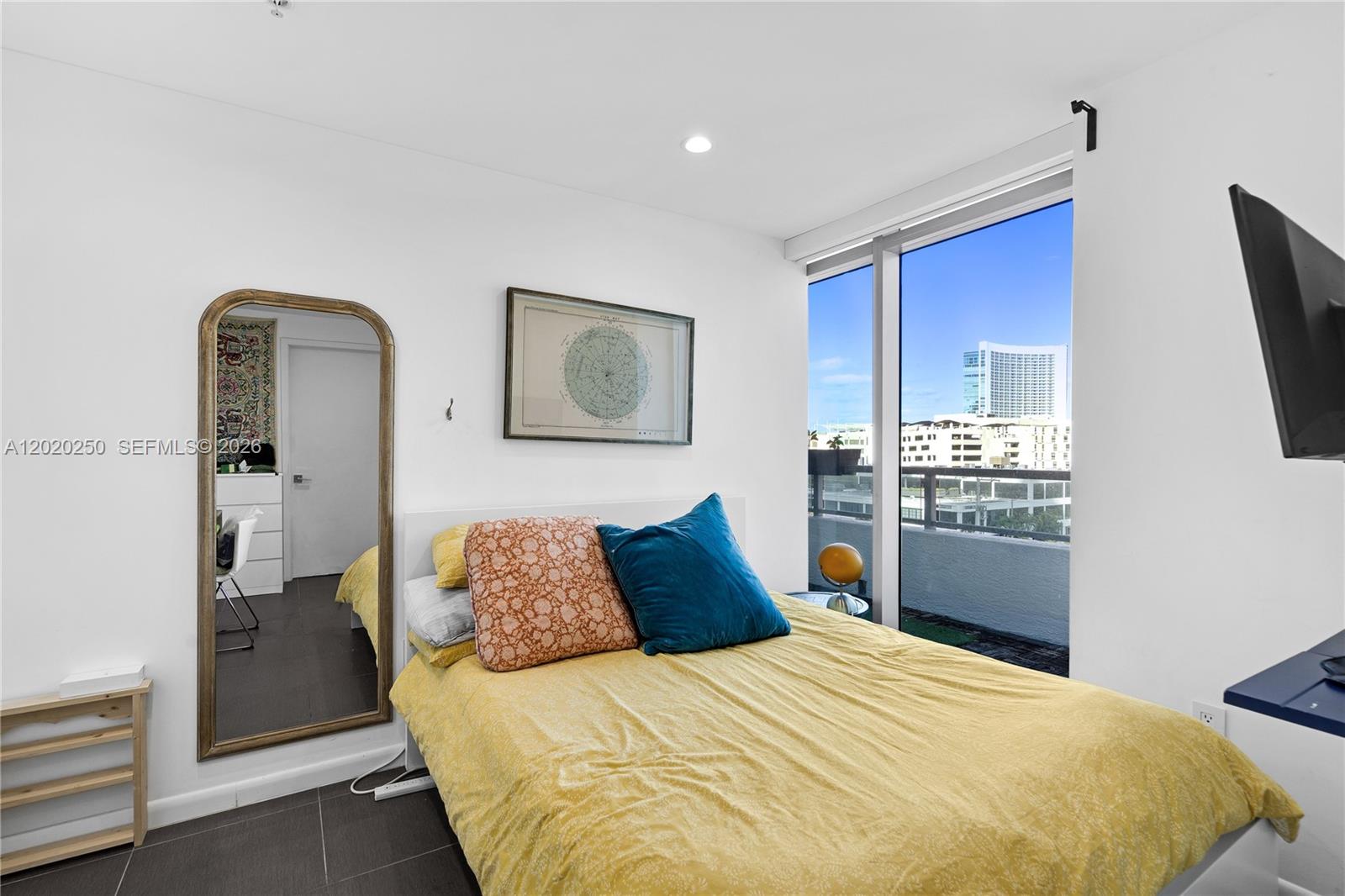 image 4 Midtown25
