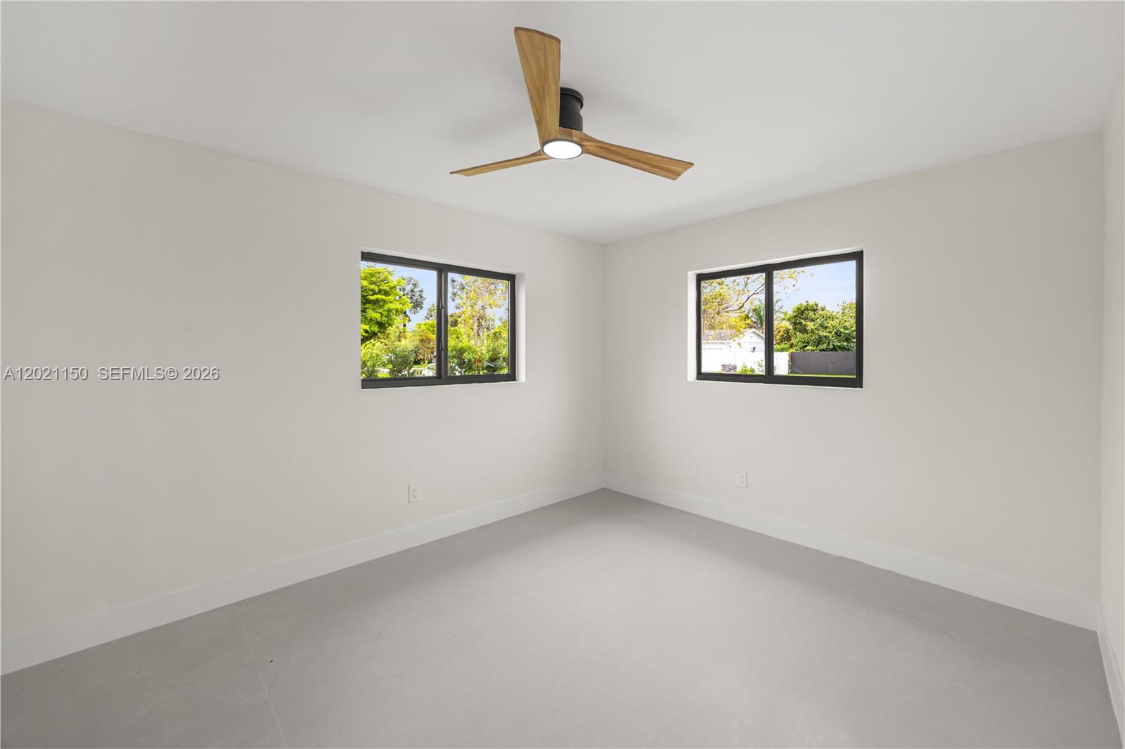 9261 SW 80th Ter Miami, FL 33173