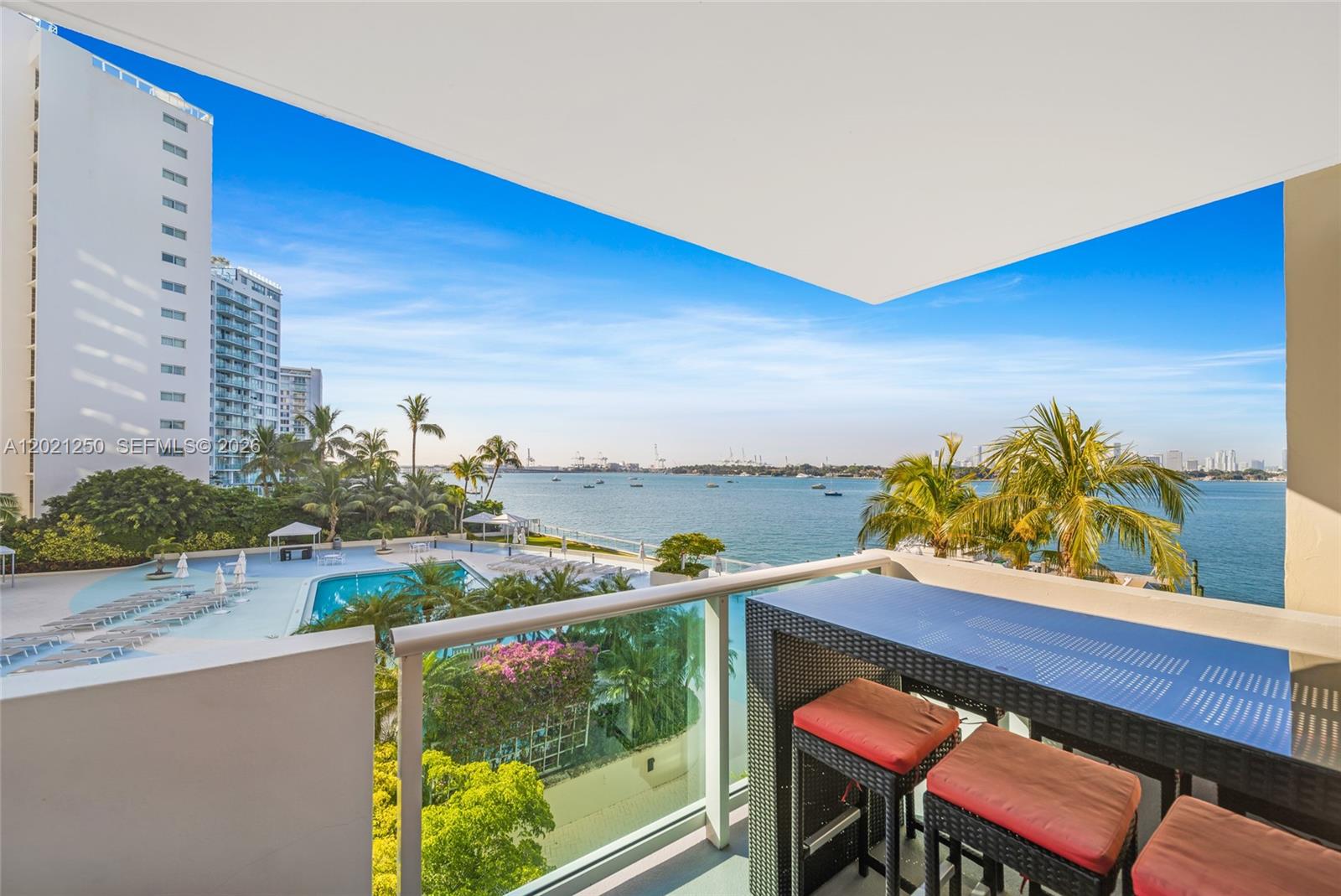 1200 West Ave #327