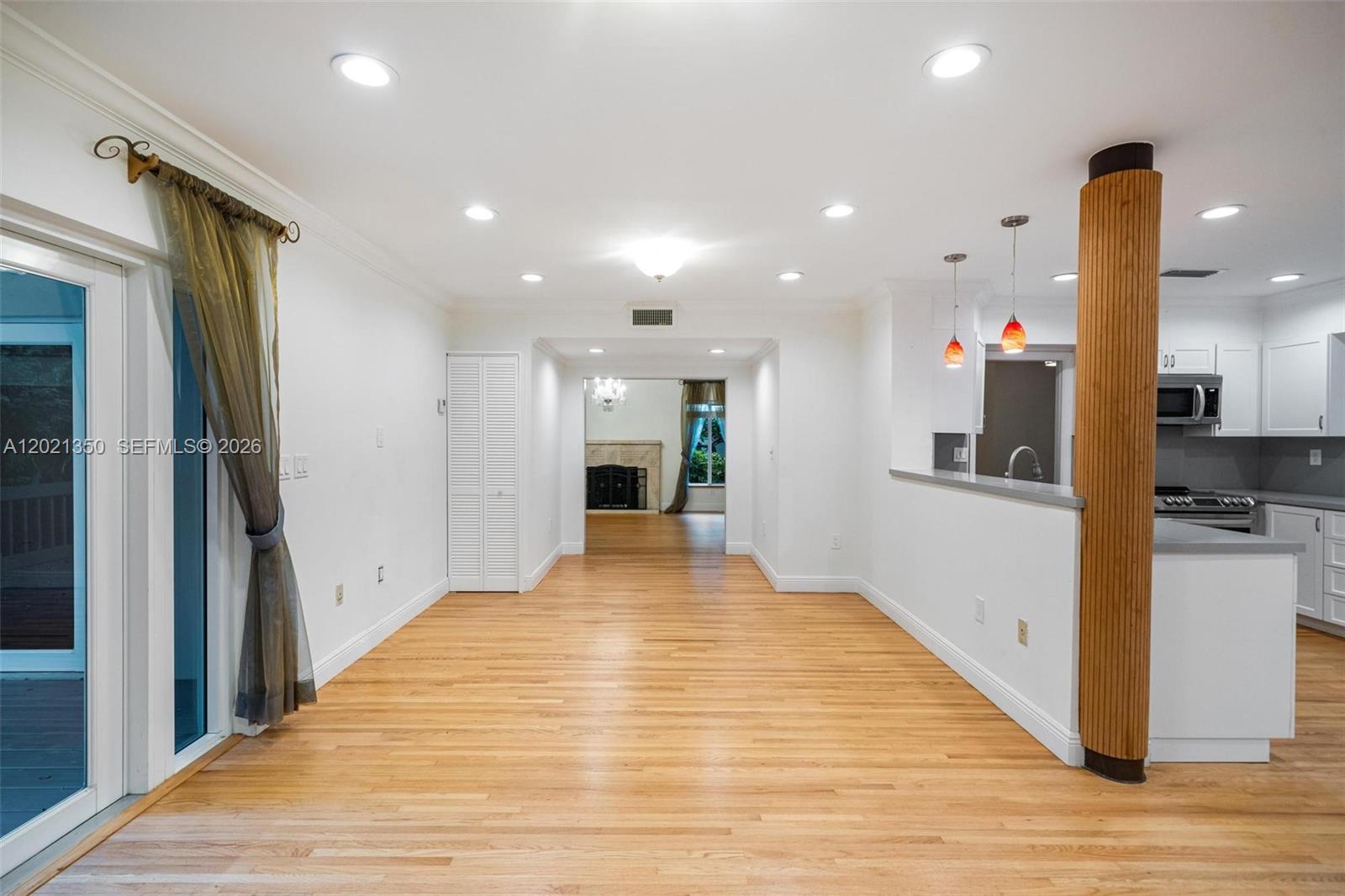 648 Sevilla Ave Coral Gables, FL 33134
