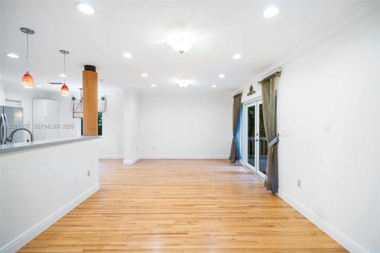 648 Sevilla Ave Coral Gables, FL 33134