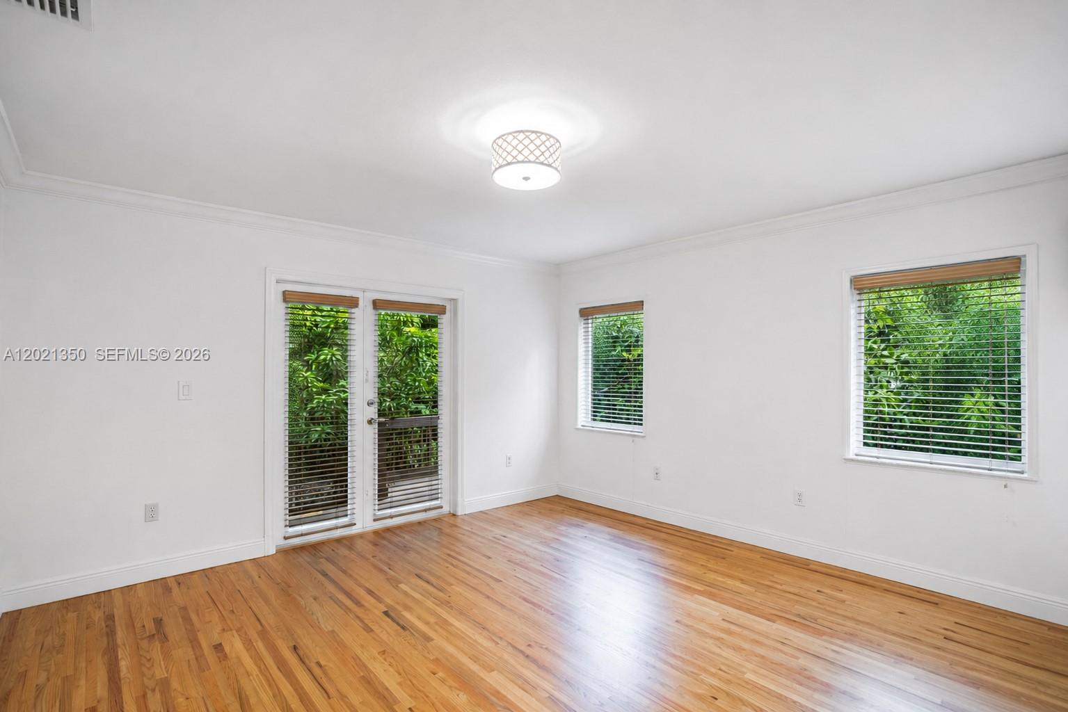 648 Sevilla Ave Coral Gables, FL 33134