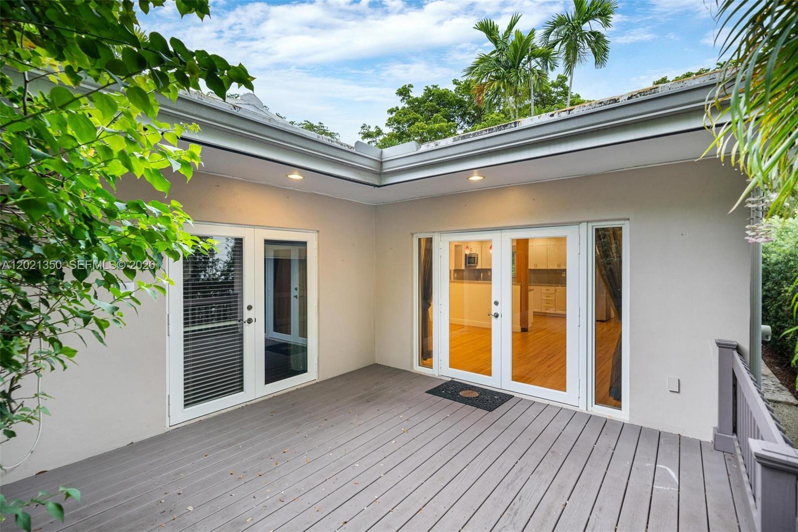 648 Sevilla Ave Coral Gables, FL 33134