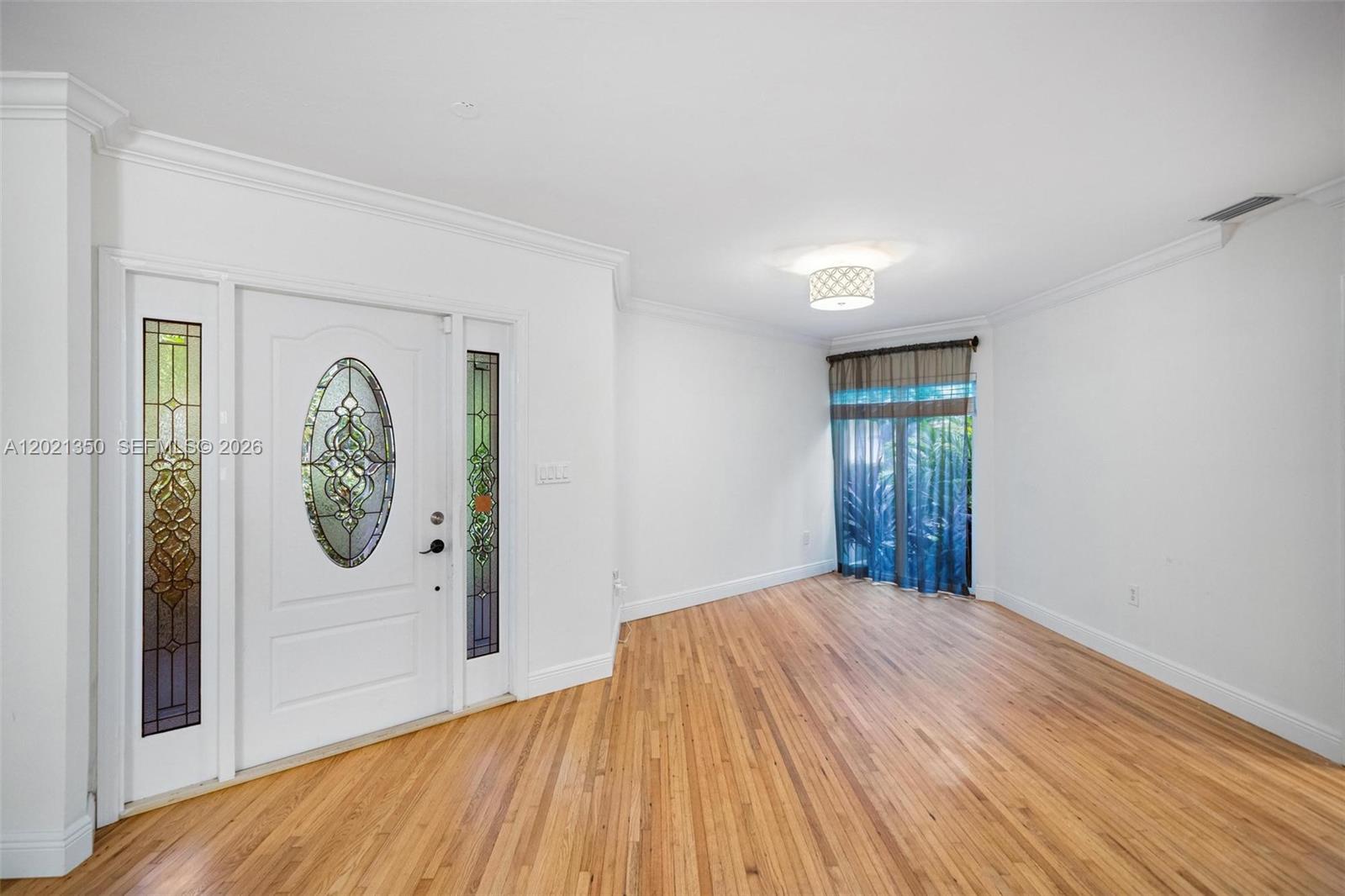 648 Sevilla Ave Coral Gables, FL 33134