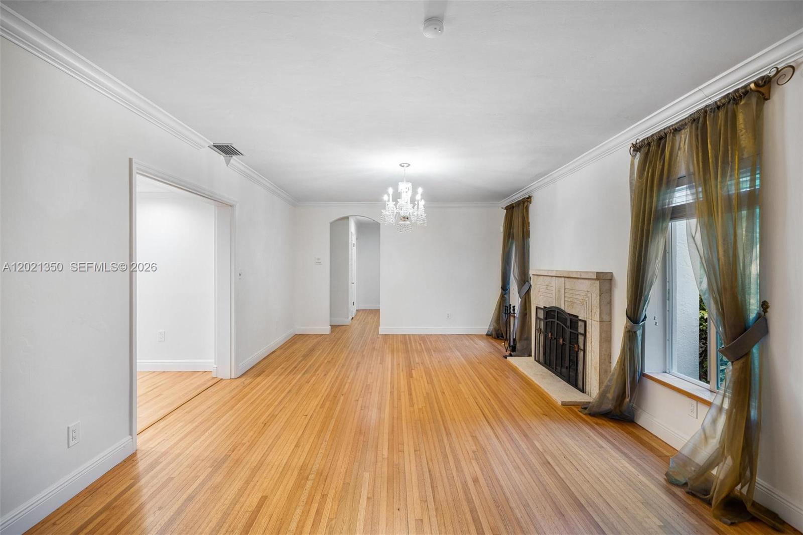 648 Sevilla Ave Coral Gables, FL 33134
