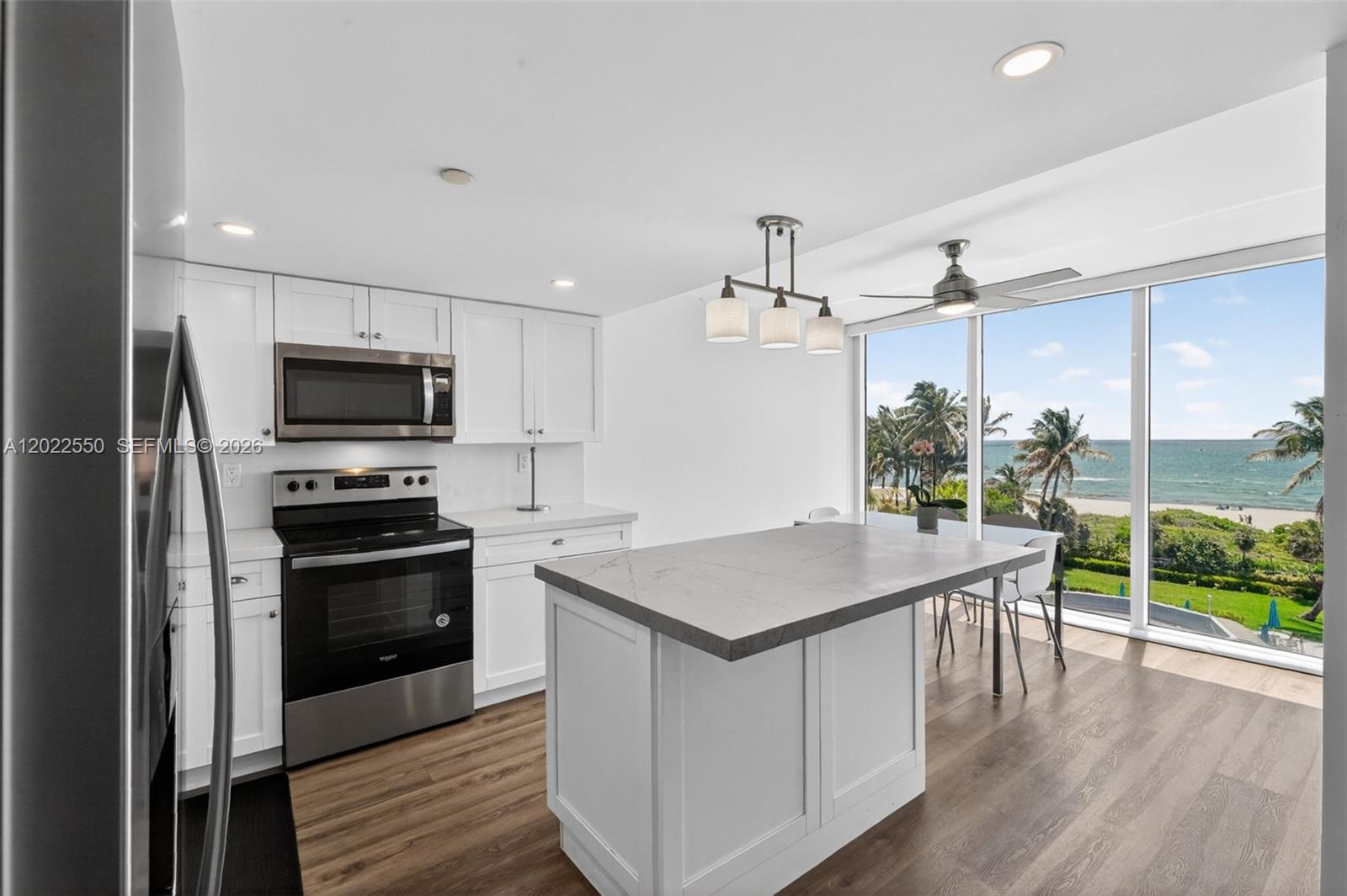 2401 Collins Ave #602 Miami Beach, FL 33140