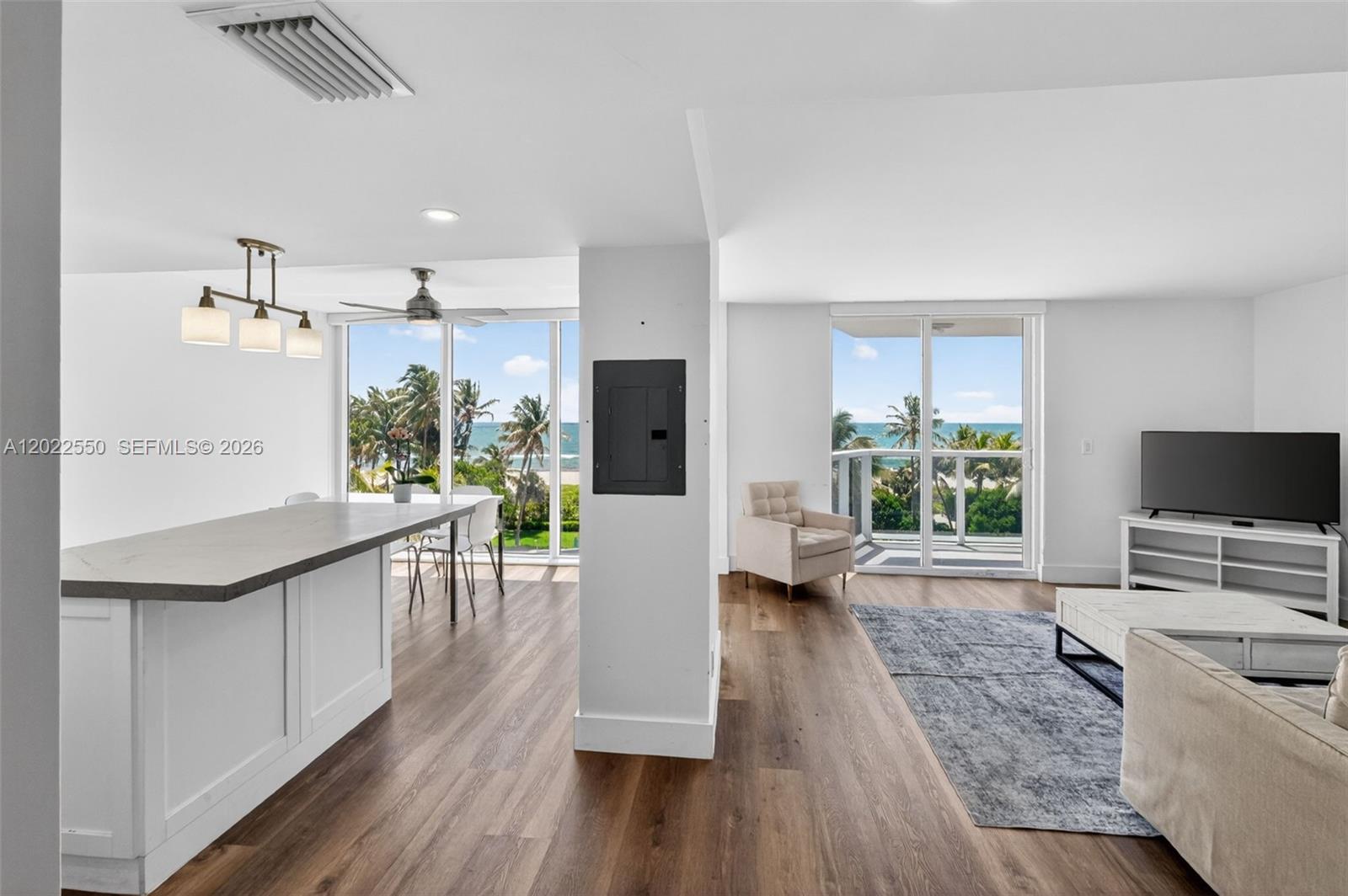 2401 Collins Ave #602 Miami Beach, FL 33140