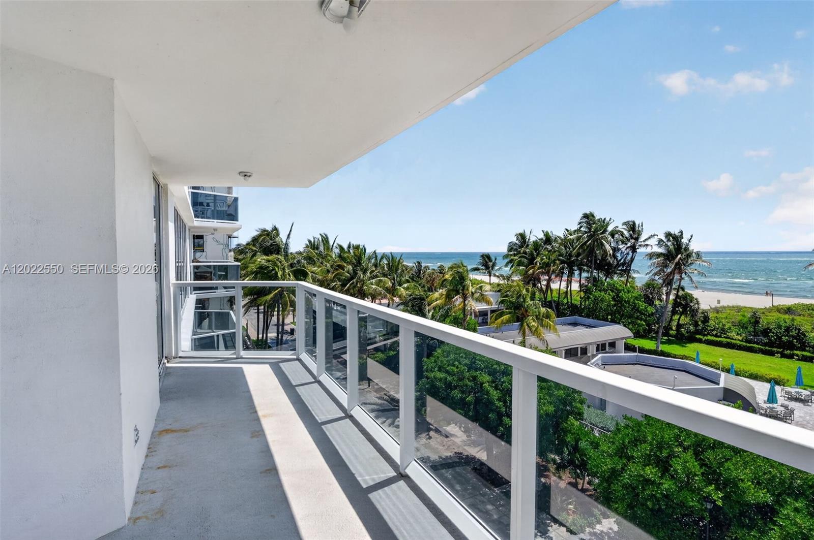 2401 Collins Ave #602 Miami Beach, FL 33140