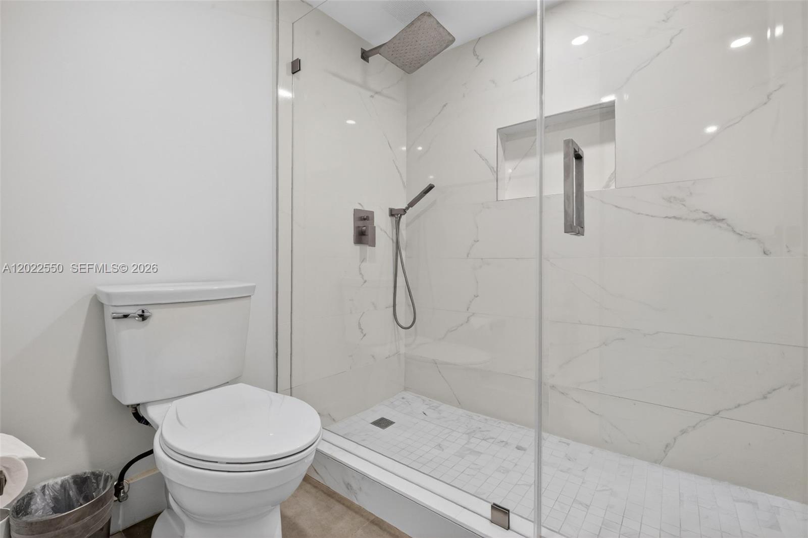 2401 Collins Ave #602 Miami Beach, FL 33140